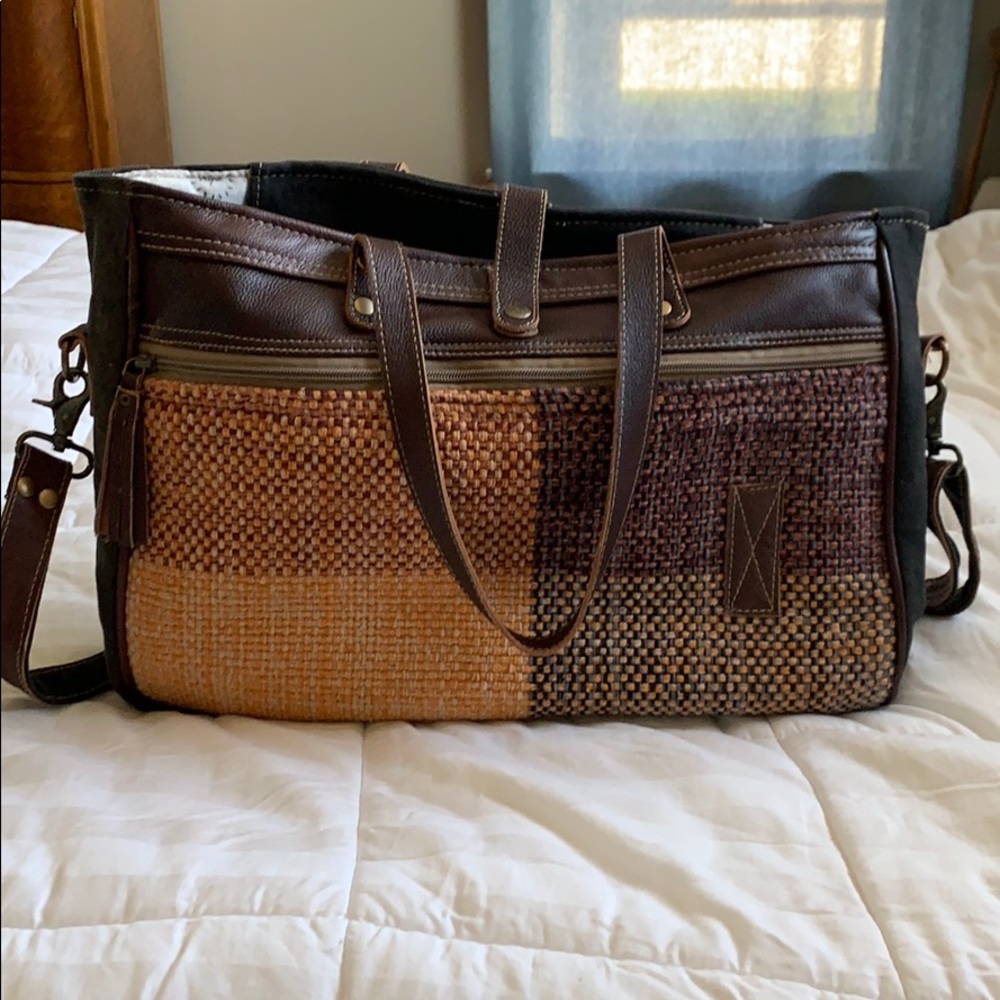 Myra tote bag